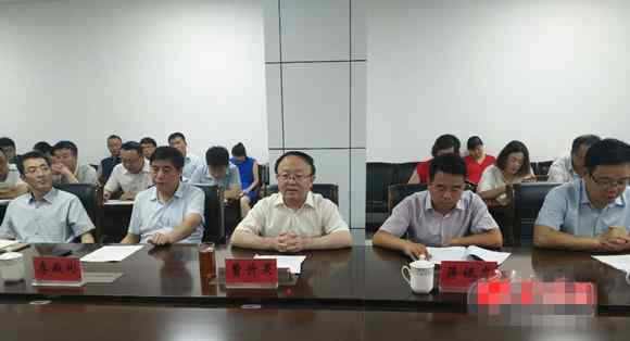 在签约仪式上,菏泽市政府副市长,菏泽高新区党工委书记曹升灵表示经济