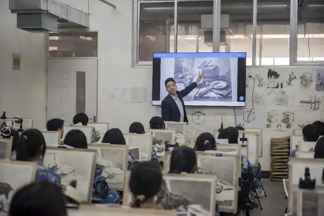 国开精彩教育喜报菏泽国开中学美术组3名学子入选青春墨韵筑梦未来青少年书画比赛初评_17.jpg